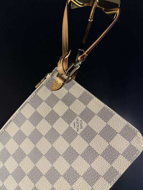 Louis Vuitton Damier Azur Canvas - Image 4