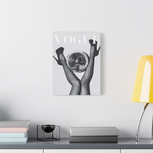 Vogue Canvas - Image 3