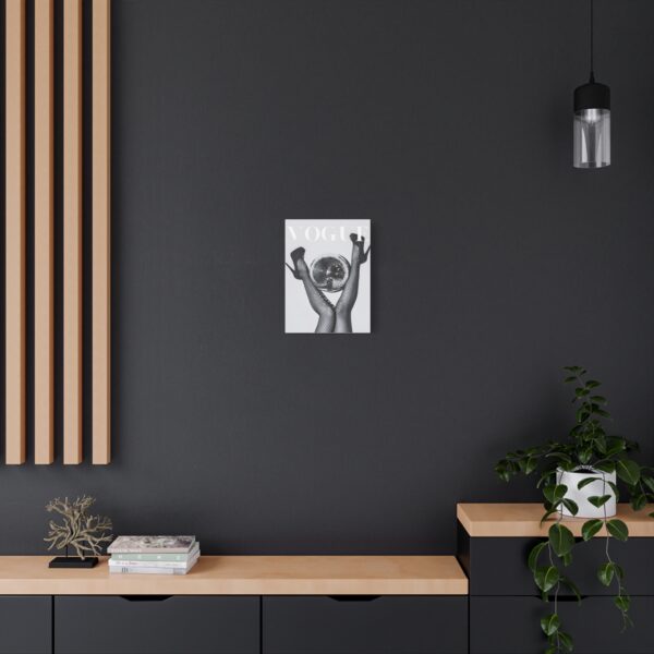 Vogue Canvas - Image 4